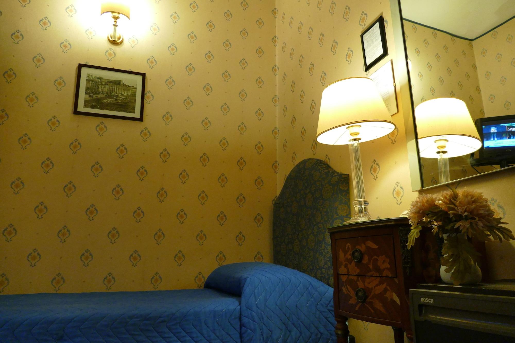 Hotel Nuovo Rebecchino Naples